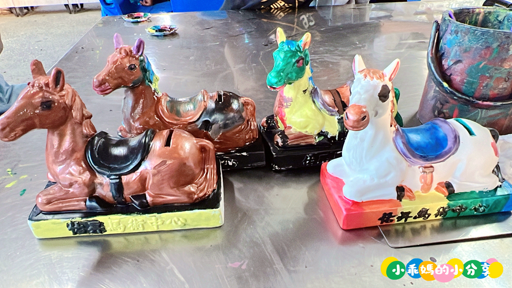 新北淡水/親子騎馬體驗【佑昇馬術中心】參加小騎士體驗營超級放電！騎馬、刷馬、餵馬互動、彩繪DIY一次完成～(預約報名享300元折價券)