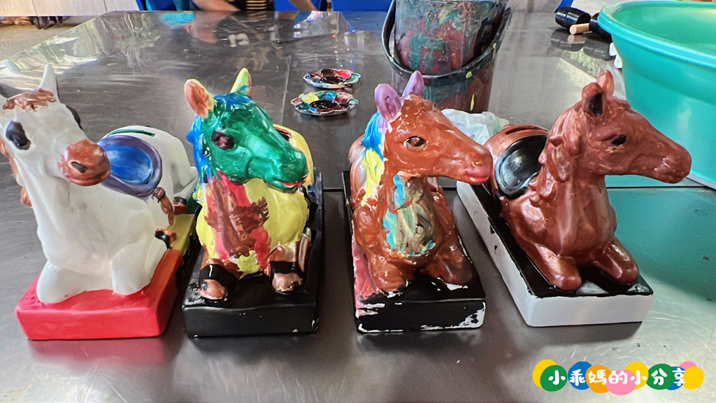 新北淡水/親子騎馬體驗【佑昇馬術中心】參加小騎士體驗營超級放電！騎馬、刷馬、餵馬互動、彩繪DIY一次完成～(預約報名享300元折價券)