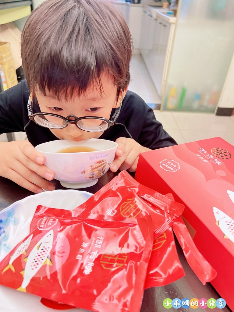 開箱【御方院 虱目魚滴魚精】媽媽的小心機!讓小孩願意喝的蒸蛋+排骨湯料理大公開 - 第2張圖 開箱【御方院 虱目魚滴魚精】媽媽的小心機!讓小孩願意喝的蒸蛋+排骨湯料理大公開