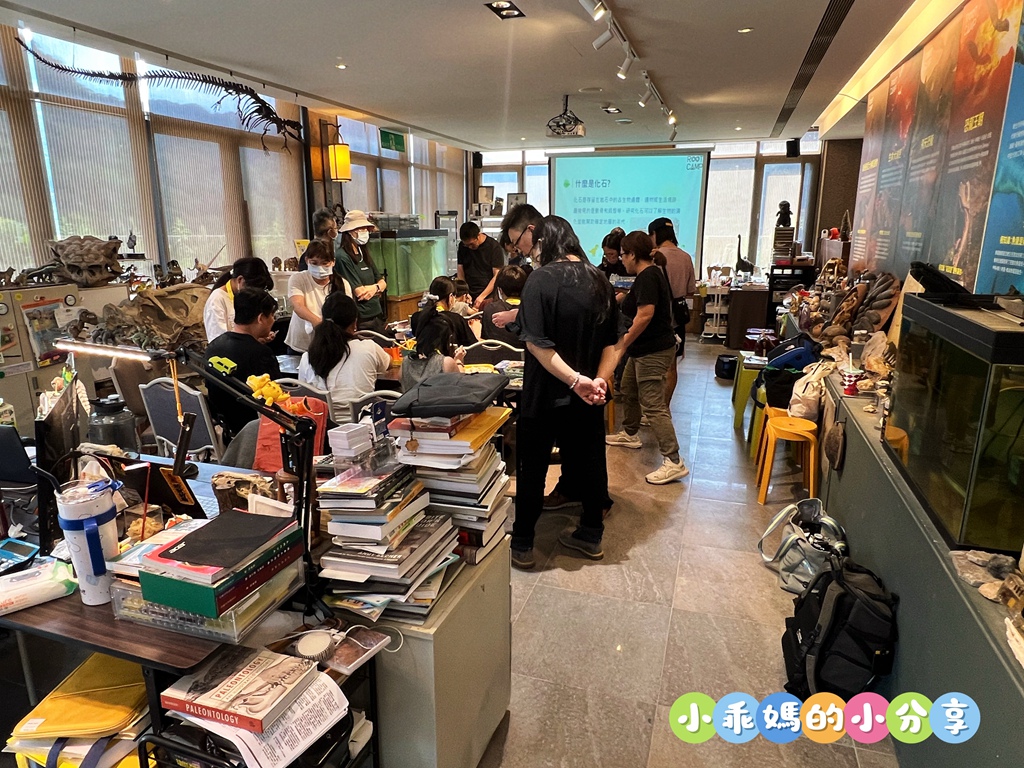 【新北親子飯店推薦】大板根森林溫泉酒店「恐龍森境探索」一泊二食!超震撼7米巨型金剛、古生物實驗室、花式籃球、露天SPA與戶外泳池,兩天一夜超充實全攻略! - 第10張圖 【新北親子飯店推薦】大板根森林溫泉酒店「恐龍森境探索」一泊二食!超震撼7米巨型金剛、古生物實驗室、花式籃球、露天SPA與戶外泳池,兩天一夜超充實全攻略!