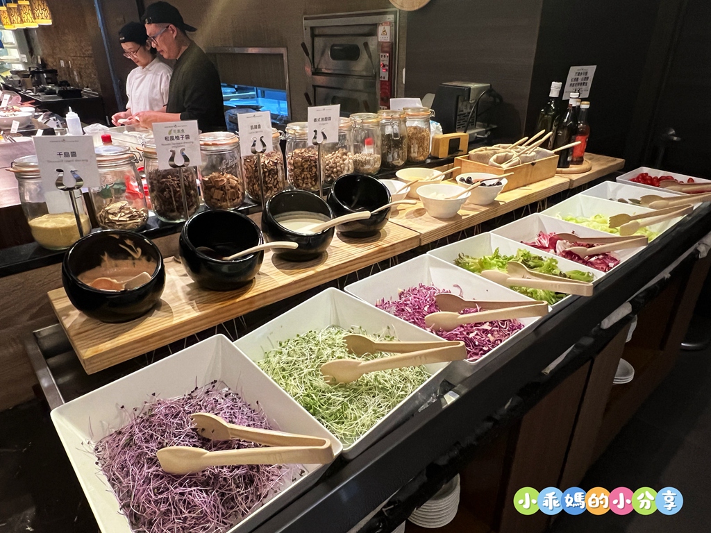 【新北親子飯店推薦】大板根森林溫泉酒店「恐龍森境探索」一泊二食!超震撼7米巨型金剛、古生物實驗室、花式籃球、露天SPA與戶外泳池,兩天一夜超充實全攻略! - 第54張圖 【新北親子飯店推薦】大板根森林溫泉酒店「恐龍森境探索」一泊二食!超震撼7米巨型金剛、古生物實驗室、花式籃球、露天SPA與戶外泳池,兩天一夜超充實全攻略!