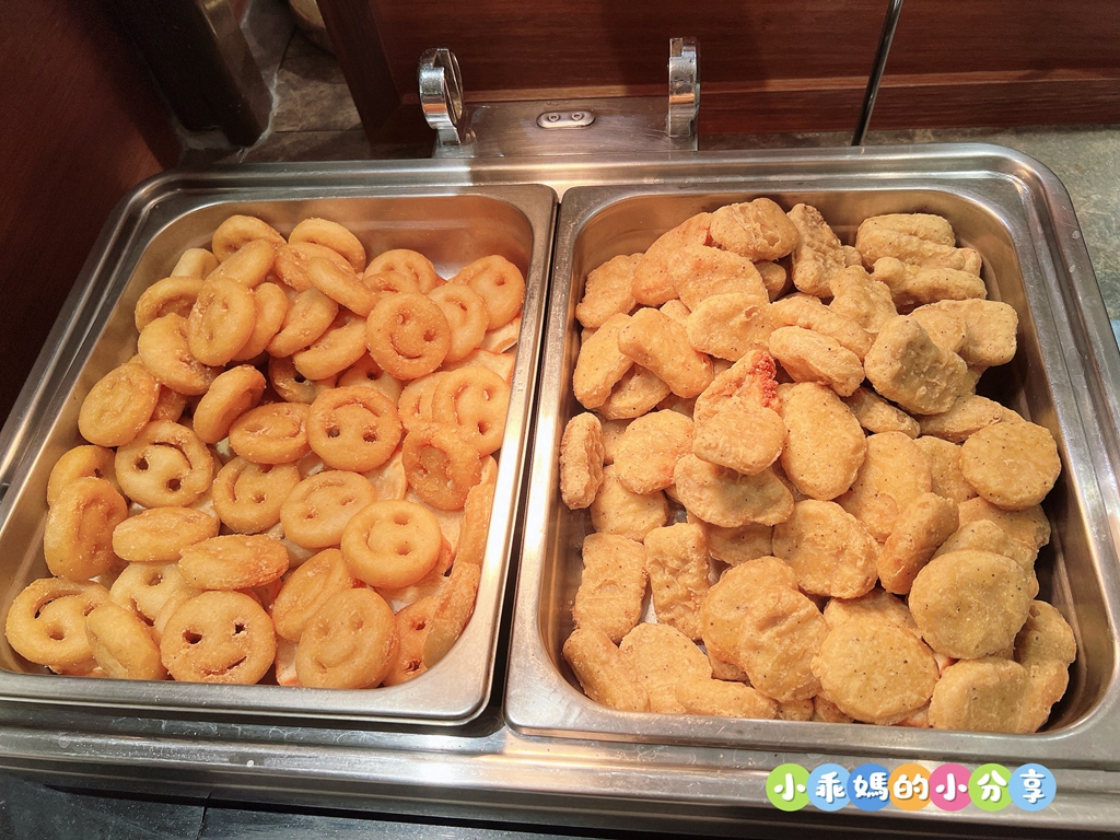 【新北親子飯店推薦】大板根森林溫泉酒店「恐龍森境探索」一泊二食!超震撼7米巨型金剛、古生物實驗室、花式籃球、露天SPA與戶外泳池,兩天一夜超充實全攻略! - 第79張圖 【新北親子飯店推薦】大板根森林溫泉酒店「恐龍森境探索」一泊二食!超震撼7米巨型金剛、古生物實驗室、花式籃球、露天SPA與戶外泳池,兩天一夜超充實全攻略!